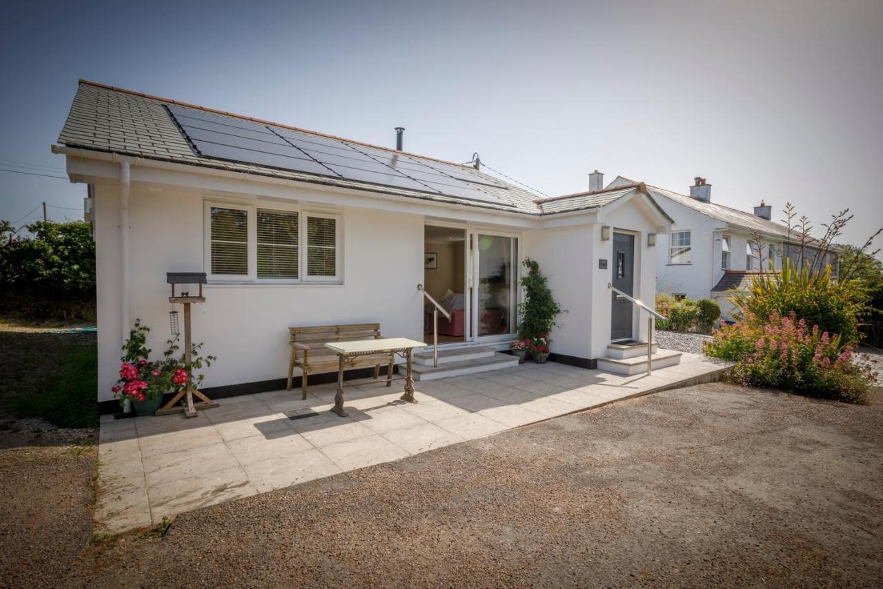 Cottage with Garden View